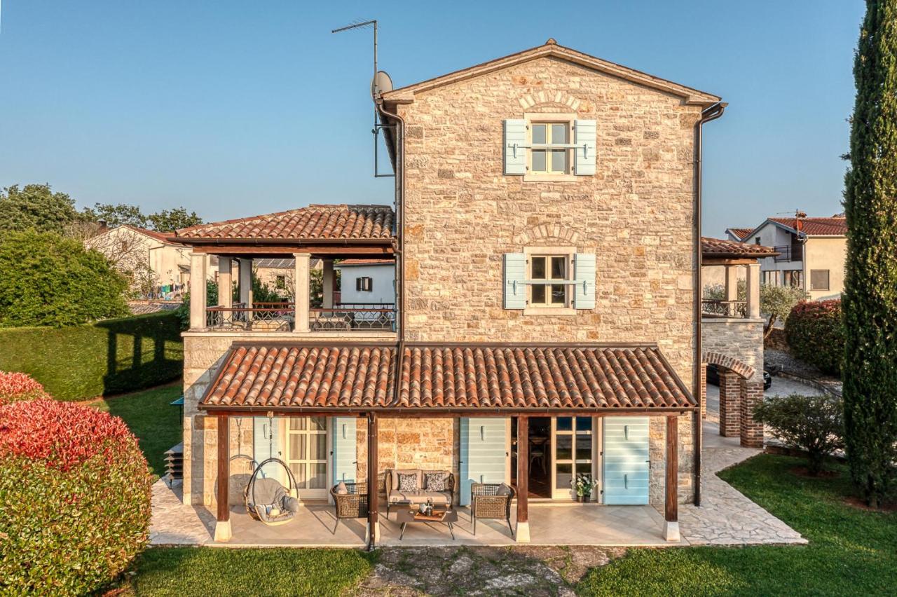 Villa Paolina With Hot Tub Višnjan Exteriör bild
